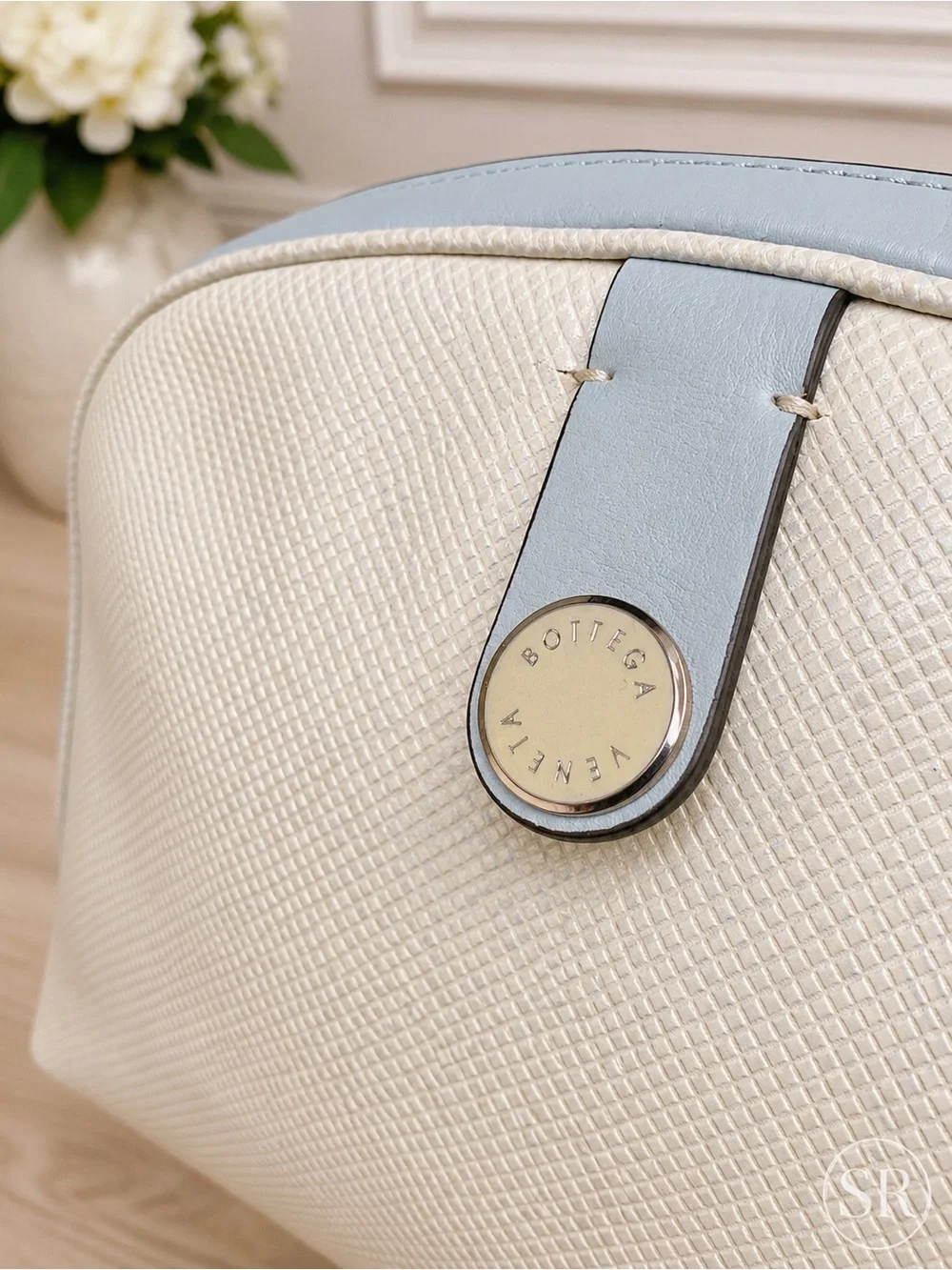 Vintage Bottega Veneta Marco Polo Leather Crossbody Bag White Blue Italy